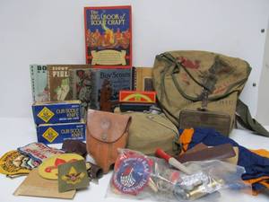 lot 127 image: Large & Fantastic Estate Lot of Early Boy Scout Items