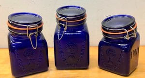 lot 182 image: Set of 3 Vintage Cobalt Blue Glass Kitchen Canister Jars