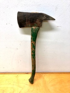 lot 185 image: Old Vintage Firemans Axe