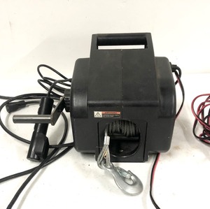 lot 64 image: Good Working BADLAND 2000lb Marine Winch
