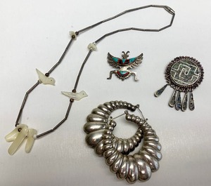 lot 25 image: Great Lot of 4 Vintage Southwestern Sterling Silver Jewelry Pieces