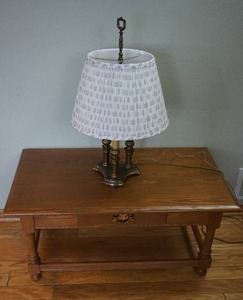 lot 92 image: FurnishingsOne Drawer End Table Coffee Table, Baroque Neo-Classical Table Lamp