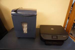 lot 112 image: Home and Office EssentialsPaper Shredder, HP Printer