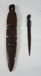 lot 160 image: Vintage Hard Wood Carved Head African Letter Opener Dagger Africa Knife Art, TRIBAL AFRICAN FOLK LORE WOOD CARVED WALL HANGING PLAQUE