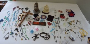 lot 192 image: Archangel Books & Gifts...Collection of Rosaries Medallions Statues Crosses and More...