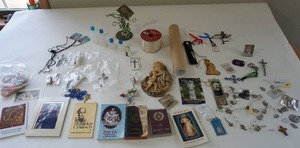 lot 194 image: Archangel Books & Gifts...Pamphlets Rosaries Medallions Crosses Bibles Statues and More...