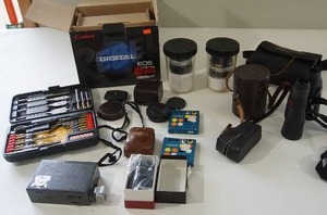 lot 200 image: Vintage Ultra-Blitz Cornet Light, Craftsman Sears 20 Piece Drill BitScrewdriver Set and More...