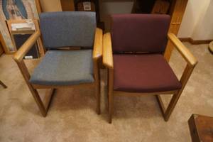 lot 249 image: Furniture...Vintage Upholstered SeatBack Wood Arm Chair...