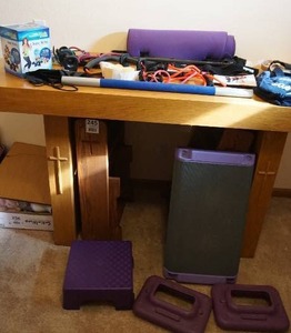 lot 259 image: Leslie Sansones Walk at Home Burn Body Fat Sculpt Arms DVD Deluxe Kit Workout and Equipment...