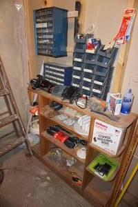 lot 283 image: HandyMan Plastic Storage Organizer Nut, Bolts and Everything In-Between, Contents on Shelf too.