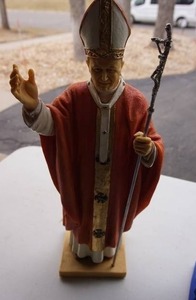 lot 289 image: Archangel Books & Gifts...POPE JOHN PAUL II Fontanini Made in Italy Depose 1999 Label Dal 1908