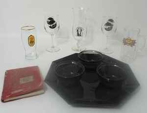 lot 17 image: 1950s The Rum Connoisseur Cocktails and Short Drinks Official Mixtros Guide-Five Collectors Drink Glasses...
