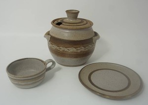 lot 26 image: Vintage Stoneware Pottery Soup Tureen and Bowl wSaucer...
