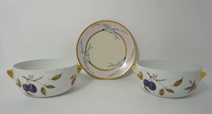 lot 30 image: 1920s Bavarian Porcelain Pink Gold Seagull Plate Marked Thomas Bavaria, Royal Worcester Evesham Gold Handled Bowl Set 7-12 Porcelain Casserole Dish Fruit 4280...
