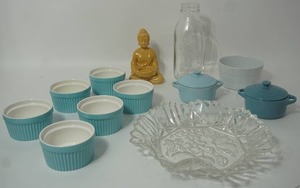 lot 47 image: Kitchen Essentials and More...Dowan Ramekins Porcelain 4oz Bowls Oven Baking Cookware Creme Brulee Souffle...