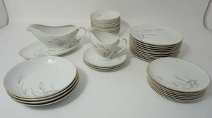 lot 80 image: Collectible Vintage Trend China Frolic Tableware Japan(Matching to Lots #33 and #79)...