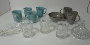 lot 85 image: Assorted Tableware...