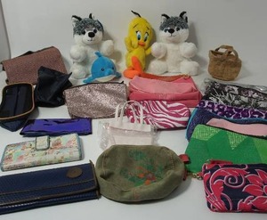 lot 106 image: Stuffed and Fabric Items...