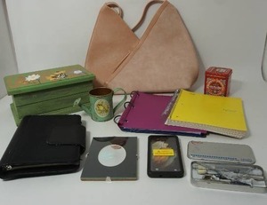 lot 121 image: Miscellaneous Accessories...