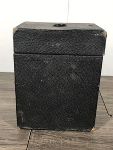 lot 33 image: Vintage Kodak Camera - Use No. 120 Film