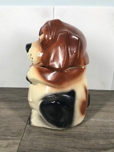 lot 39 image: Vintage 1950s McCoy Pottery Ceramic Bassett Hound Cookie Jar