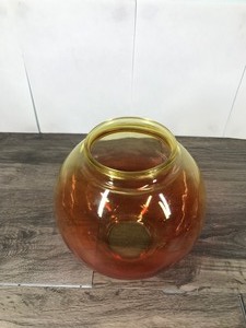 lot 46 image: GONE WITH THE WIND VINTAGE GLOBED RED & YELLOW GLASS OIL BURNING HURRICANE LAMP
