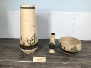 lot 65 image: 3 - Piece Desert Pueblo Pottery Set by Betty Selby
