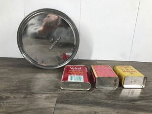 lot 69 image: 4 - Vintage Collectible Tins
