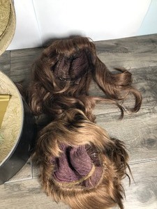 lot 137 image: Vintage Wig Hat Box with 2 Wigs