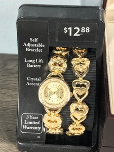 lot 381 image: Lot of 7 Watches