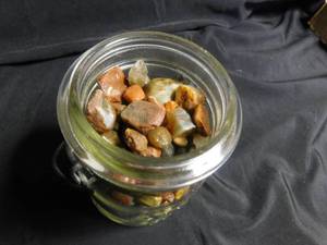 lot 187 image: Jar of agates