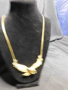 lot 334 image: Eagle necklace