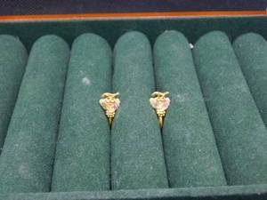 lot 342 image: Black hills gold screw on earrings