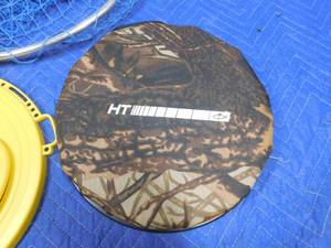 lot 406 image: 5 Gal. pail seat lids and fish lid and a fish net