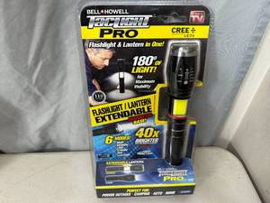 New tacLight Pro LED Flashlight  Lantern