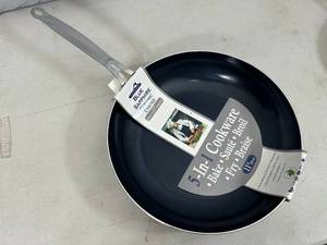 New 11 inch Blue Sapphire Ceramic Coated Frying Pan