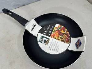 New 11 inch Aluminum Non-Stick Frying Pan