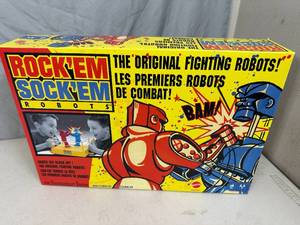 New Rockem Sockem Robots Game