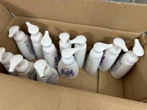 12 New Rosemary Lavender Foaming Hand Sanitizer with Essential Oils