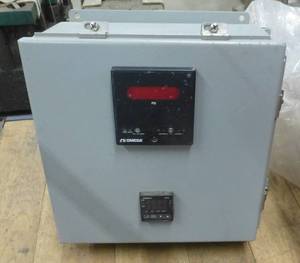 Omega temperature control box