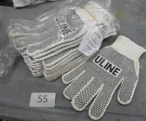 6 pair of gloves size large with grip dots