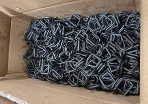New box of 1,000 34 inch plastic strapping buckles