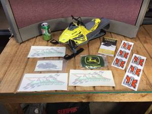 lot 16 image: RC Snowmobile - Stickers - Patch