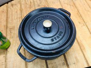 lot 24 image: Cast Iron STAUB - La Cocotte #26 Dutch Oven