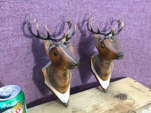 lot 38 image: Vintage Carved DeerStag Heads