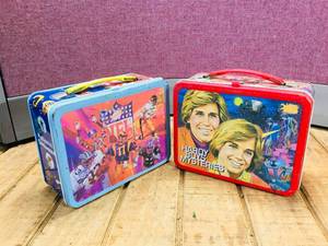 lot 60 image: Vintage Hardy Boys - NFL Lunchboxes