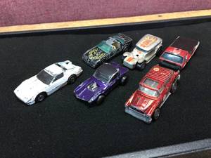 lot 105 image: 6 Vintage Hot Wheels Including Redlines