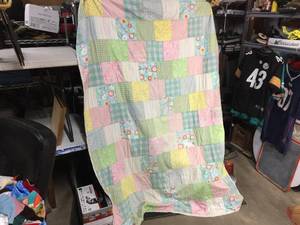 lot 143 image: Circo Machine Made QuiltSpread