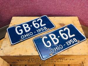 lot 162 image: Vintage Pair Ohio License Plates