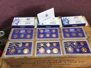 lot 183 image: 3 U.S. Mint proofQuarter Sets